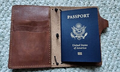 Chic Sparrow Crème Brûlée leather Passport Holder Wallet 6x4