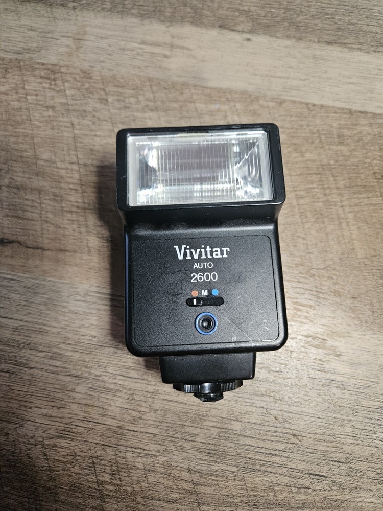 Vivitar Auto 2600 Camera Flash Auto Off Auto Check - TESTED WORKING