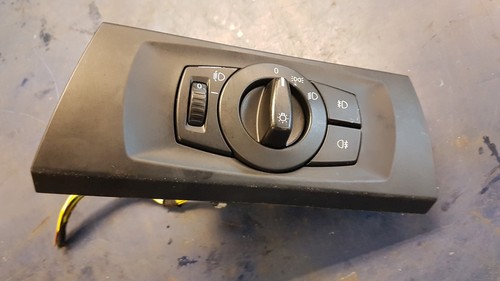 2007 BMW 318i E90 E91 SCHEINWERFER NEBELLICHT SCHALTERPLATINE 693279403 3360.0102