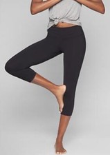 Athleta Chaturanga Capri Cropped Leggings Black Women s Small