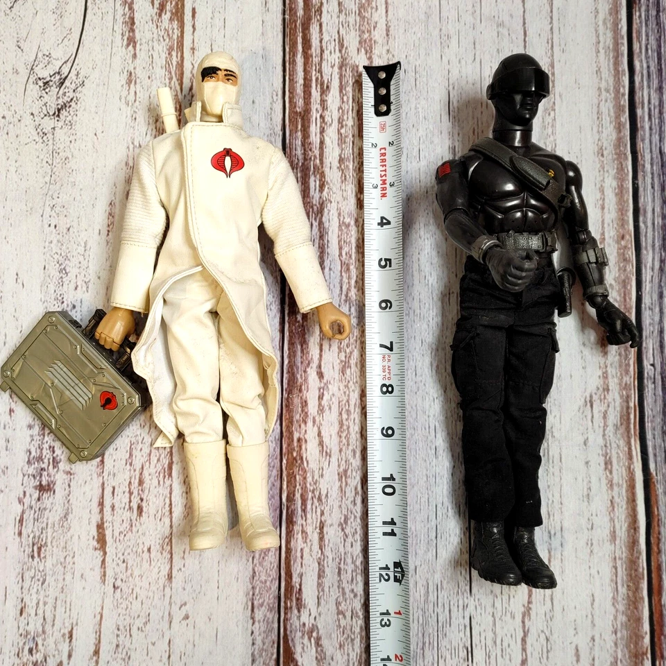 Figuras de acción Hasbro 2009 GI Joe Rise of Cobra Storm Shadow and Snake Eye 12". Foto 2 de 4