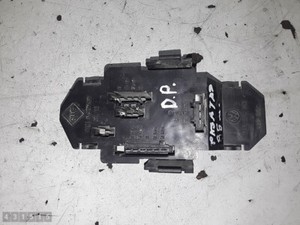 1995 VW PASSAT LAMPENTRGER HINTEN RECHTS 3A9945257