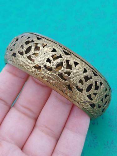Vintage Moroccan Ethnic Brass Openwork Bangle Bracelet - Picture 4 of 10