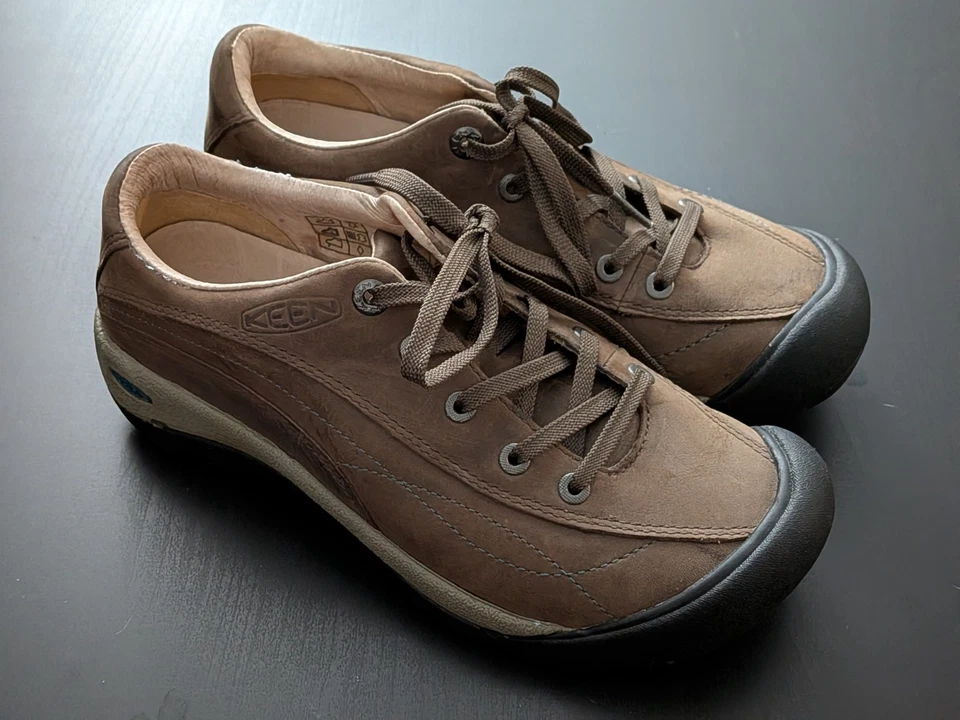 Keen Toyah Leather Hiking Trail Running Walking Shoes Women's 53001-SLBK Size 8 - Image 3 of 4