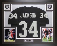 How to Insure Your Sports Card and Memorabilia Collection 2