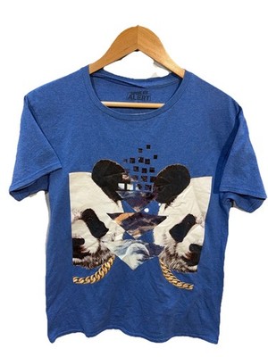 Spoiler Alert Panda Graphic Tee Blue Double Panda Chain Graphic Shirt Size M