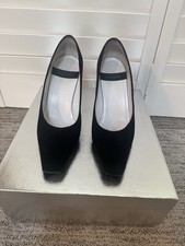 Charles Jourdan Vintage 90s Black Suede Classic Pumps size 6.5