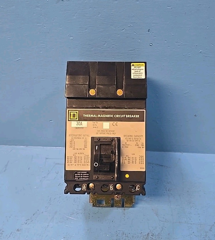 Square D FA36030 30A 600V  3Pole ILine Thermal Magnetic Circuit Breaker