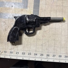 1940 WYANDOTTE TOYS Clicker Like "CAP" GUN WORKING Wind Up READ Description