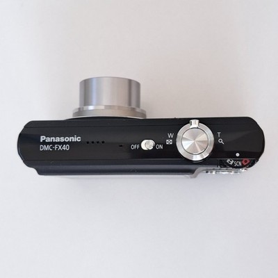 [美品] Panasonic LUMIX DMC-FX40 デジタルカメラ Panasonic LUMIX DMC-FX40 Black 12.1MP CCD Vintage Digital Camera