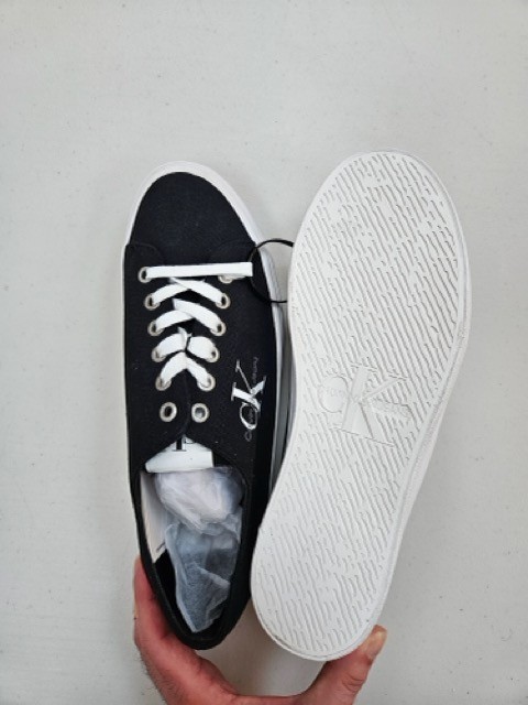 Calvin Klein CK Logo Canvas Trainers – Black/White – Size UK 7 EX-Display image 8