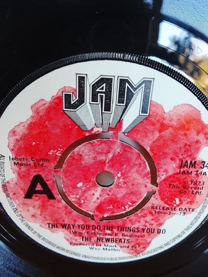Newbeats (The):The way you do the things you do /Does you body need lovin':UK 7
