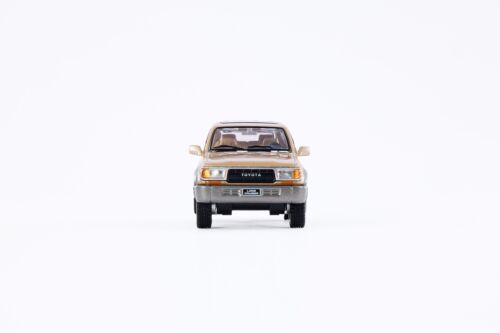 Masdi 1:64 Gold Land Cruiser LC80 1994 modellino fuoristrada vintage auto metallo pressofuso - Foto 14 di 15