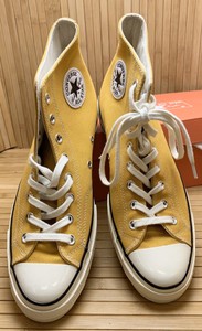 new yellow converse