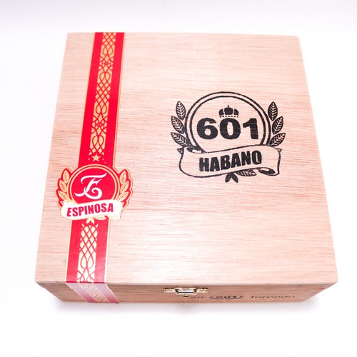 Caja de cigarros de madera vacía Torpedo Habano 601 7" x 6,75" x 2,75" A3 - Imagen 7 de 8
