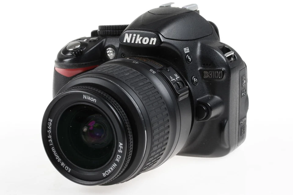 NIKON D3100 mit AF-S DX 18-55mm f/3,5-5,6 G ED II - SNr: 1011776 - Bild 2 von 4