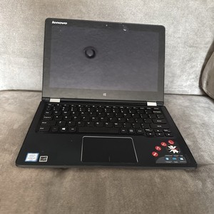Lenovo yoga700 訳あり