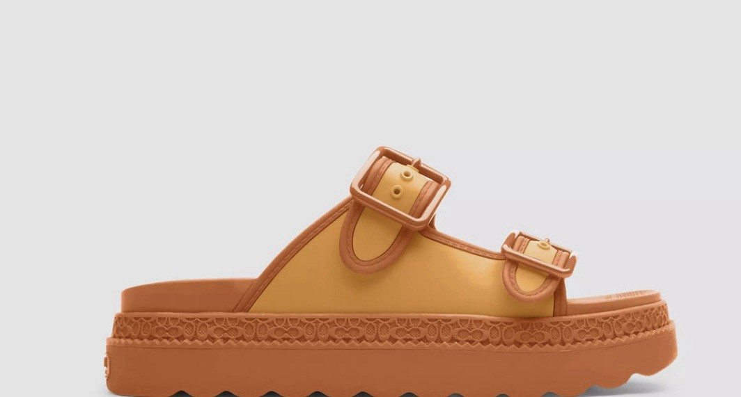 Coach Women's Lainey Rubber Sandal Size 6B Color Honeycomb