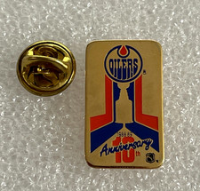 Edmonton Oilers World Hockey Association NHL 10th anniversary logo pin.(15)