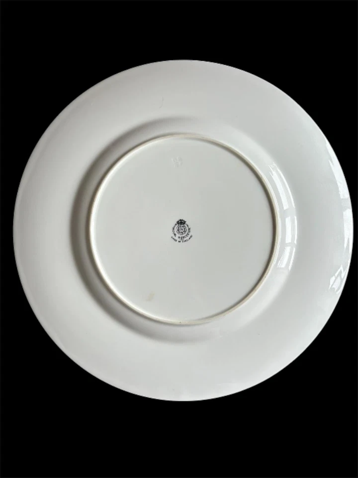 Pair of 2 Royal Worcester Embassy Green Dinner Plates 27cm Christmas Table Decor - Image 3 of 4