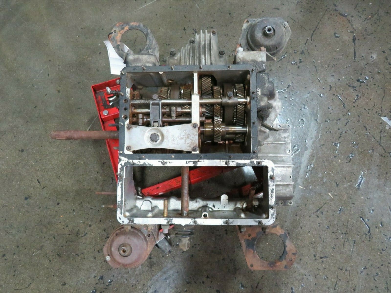 Ferrari Mondial, Transmission, Core, Used, P/N 113072