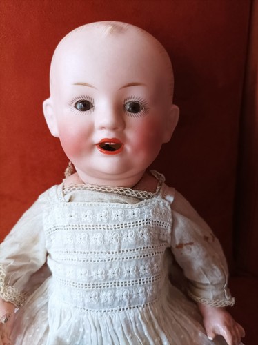 Ravissant petit bébé caractère tête porcelaine F. Schmidt 1272