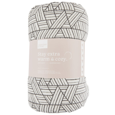 Summer Rose Cozy Marcelle Cozy Sherpa Blanket 50x60 Geometric Pattern 