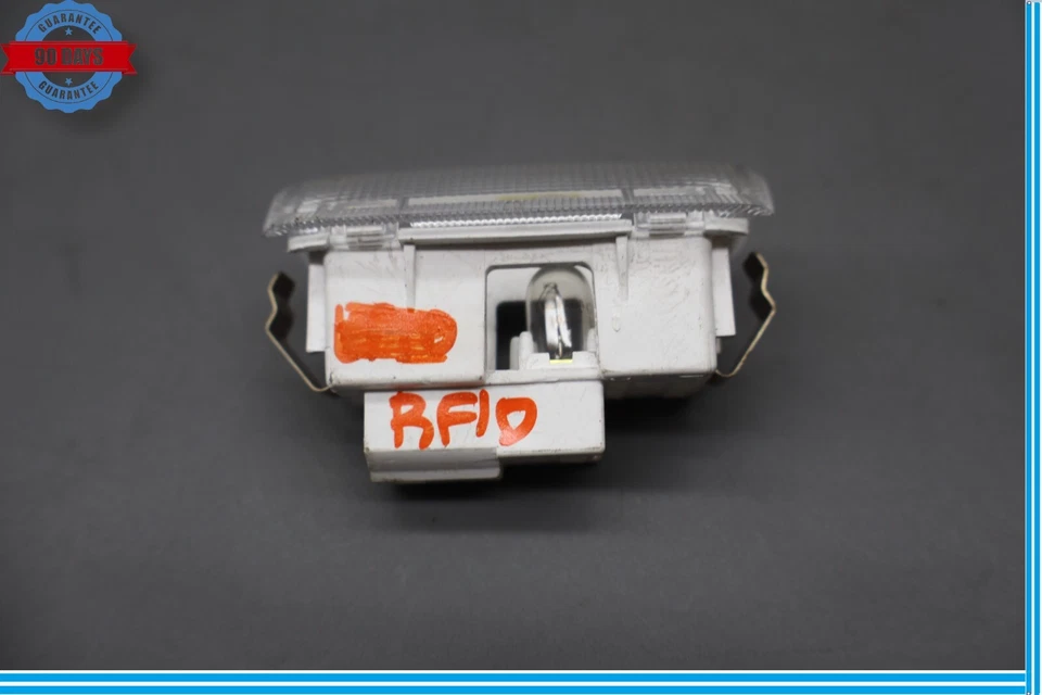 02-10 Lexus SC430 panel de puerta de pasajero delantero derecho luz de salpicadura fabricante original Foto 4 de 4