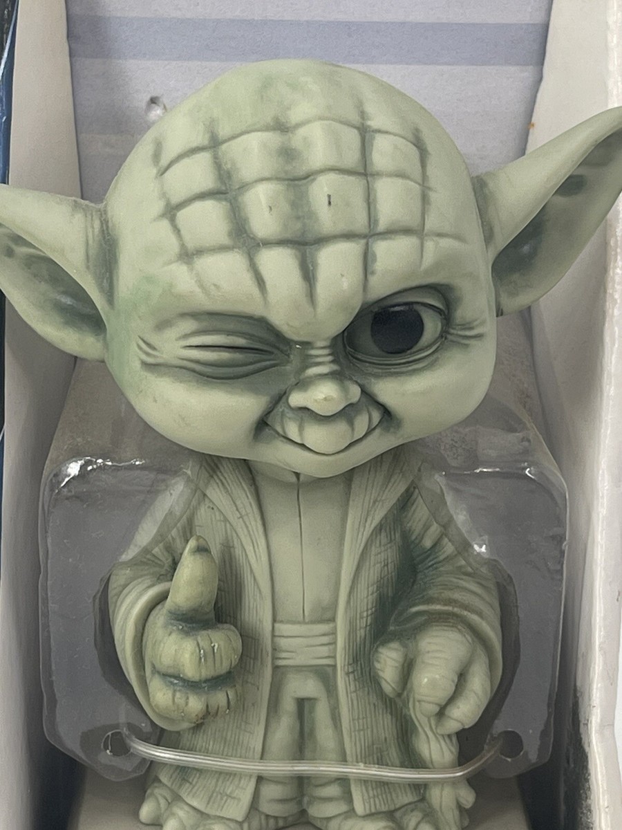 Star Wars Funko Wisecracks Yoda “Yoda' Man” Bobble Head New in