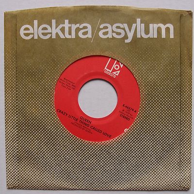 QUEEN: Spread Your Wings / Crazy Little Thing ELEKTRA USA 45 NM-