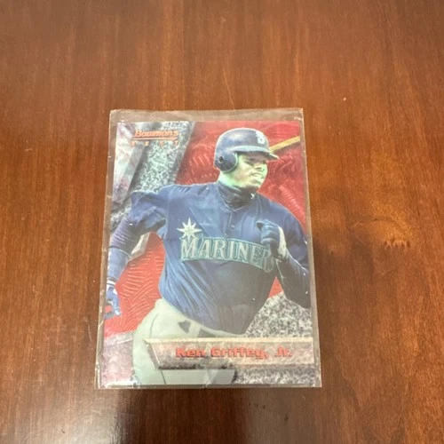 1994 Bowman's Best Ken Griffey Jr. #40 Red Insert Seattle Mariners Baseball Card
