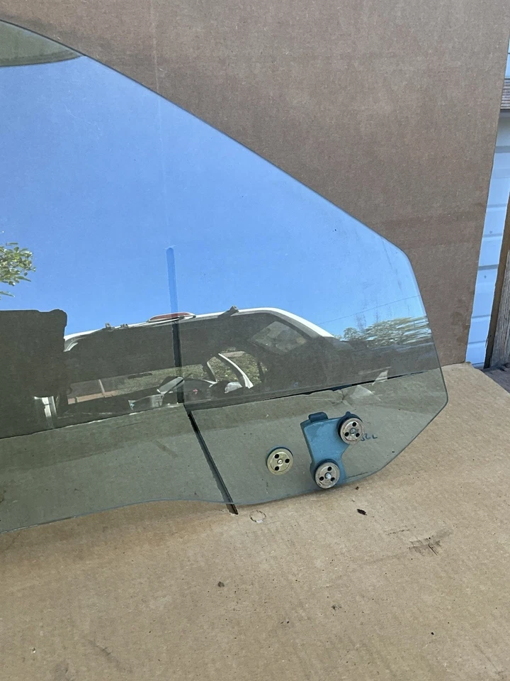 1990 - 1993 年 ACURA INTEGRA 2D 乘客右前窗玻璃原始设备制造商工厂 — 第 3/4 张图片