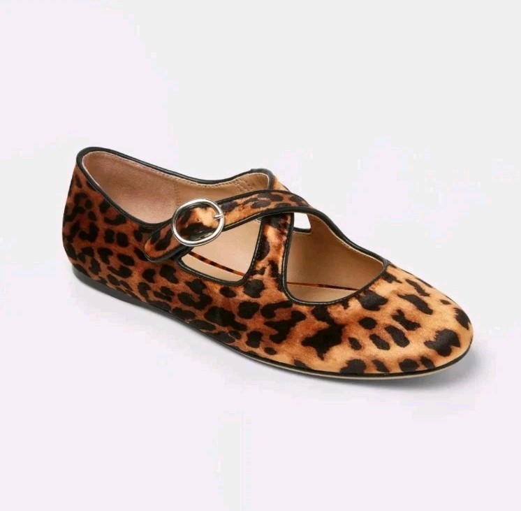 Women’s Tasmin Leopard Print Flats – A New Day Light Brown 8.5