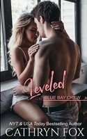 Cathryn Fox | Leveled | Taschenbuch | Englisch (2020) | Kartoniert / Broschiert