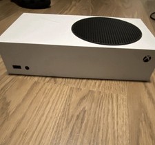 Xbox Series S Console & Controller Bundle HDM...