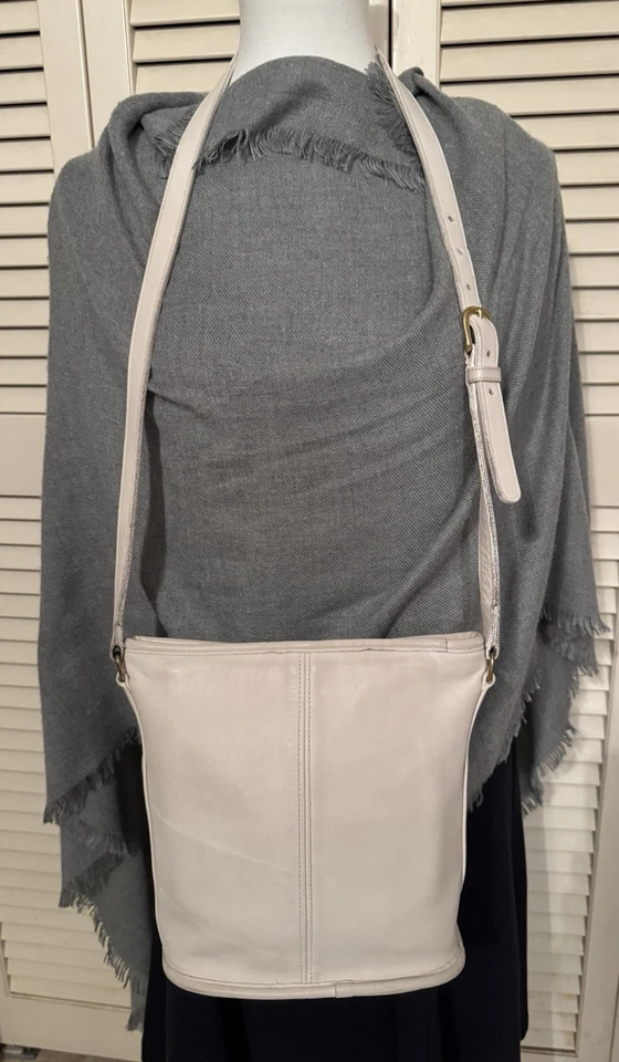 COACH Vintage Rare Color (Bone) Small Bucket Bag -pre-1994 - Image 2 of 4