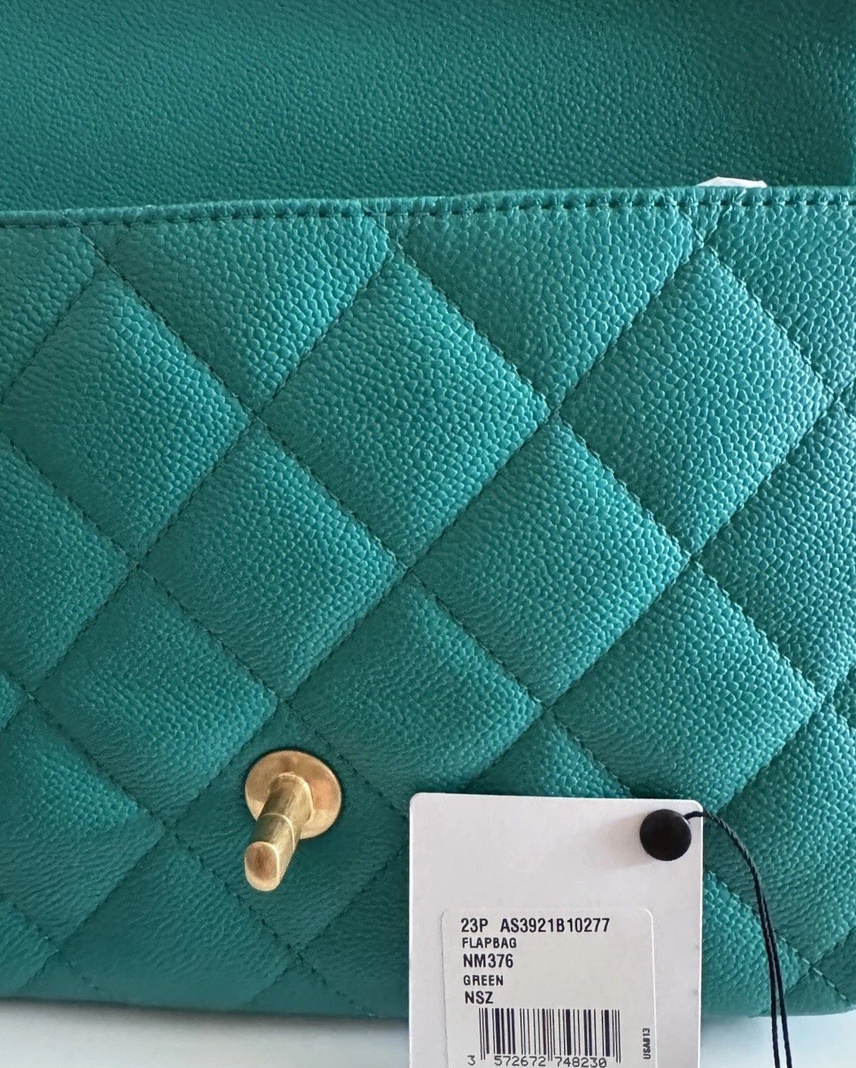 NWT CHANEL 23P medium Sweetheart Quilted Caviar Flap Bag -Gorgeous Green *Rare!* image 10