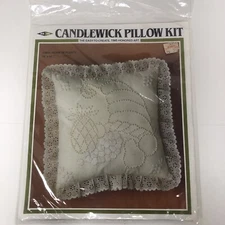 VINTAGE HM Yarns Inc. 1983 Candlewicking Craft Kit - Horn of Plenty Pillow