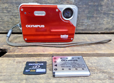 OLYMPUS Waterproof Digital Camera Red X-560WP  xD Picture Memory Card M 2GB