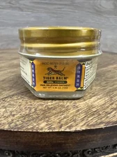 Tiger Balm Ultra Strength Pain Relieving Ointment Non-Staining 18 gm Expires 25