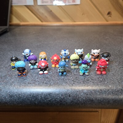 Ready 2 Robot Pilot 16 Figures