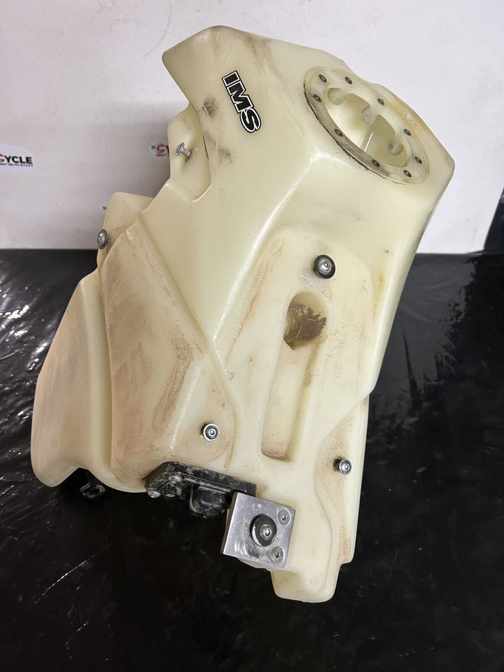 Tanque de gran tamaño IMS 3 galones 13344 18-23 Ktm 250 350 450 500 Foto 2 de 4