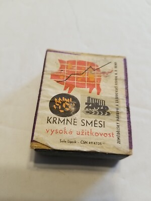 Matchbook Matchbox Czech  republic Animal Feed. N19