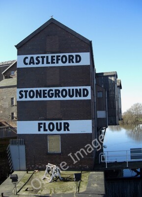 Foto 6x4 Mehlmühle am Ufer des Flusses Aire Castleford Der Text USA c2010