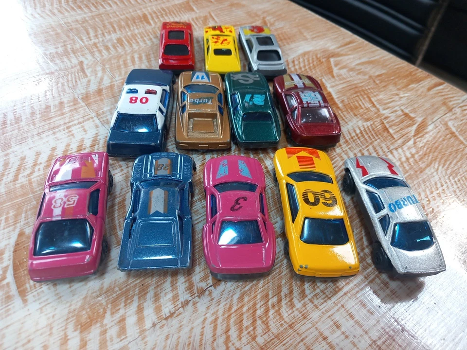 lotto 12 macchinine Vintage  - Immagine 4 di 4