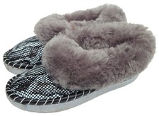 Sheepskin warm slippers moccasin size 42 new, sheepskin/leather handmade