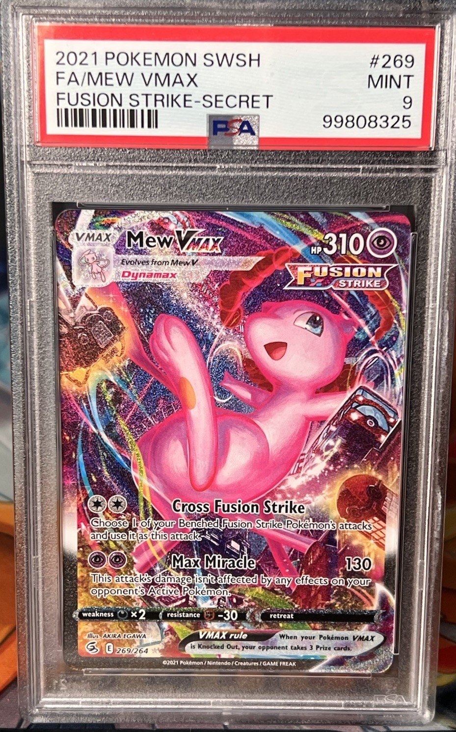 Mew VMAX (Alternate Art Secret) 269/264 Pokémon Fusion Strike Holo Graded PSA 9