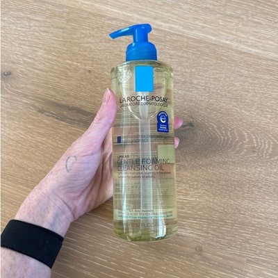 La Roch-Posay Lipikar AP+ Gentle Foaming Cleansing Oil
