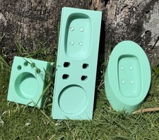 INCREDIBLE TURQUOISE MCM BATHROOM SET 1950s