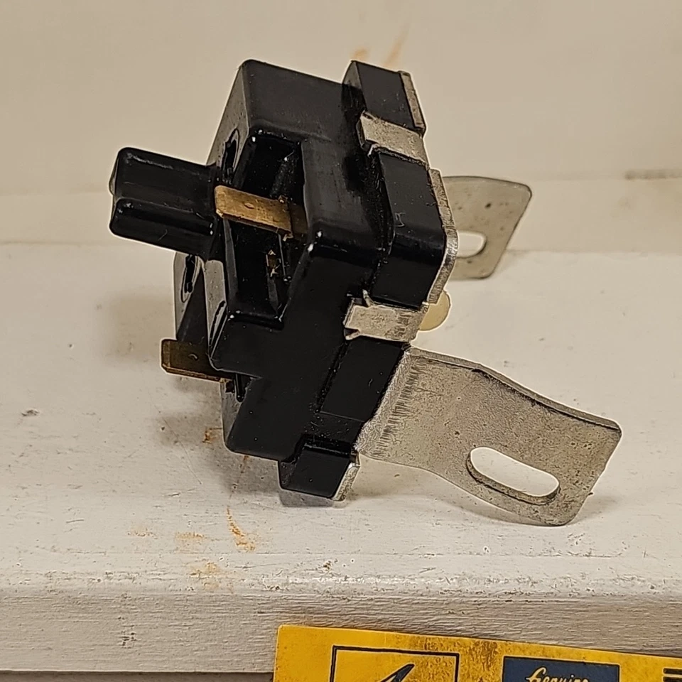 Nuevo de Lote Antiguo 1963-1966 AMC Classic Marlin Genuino American Motors Interruptor de Respaldo 3167977 Foto 4 de 4